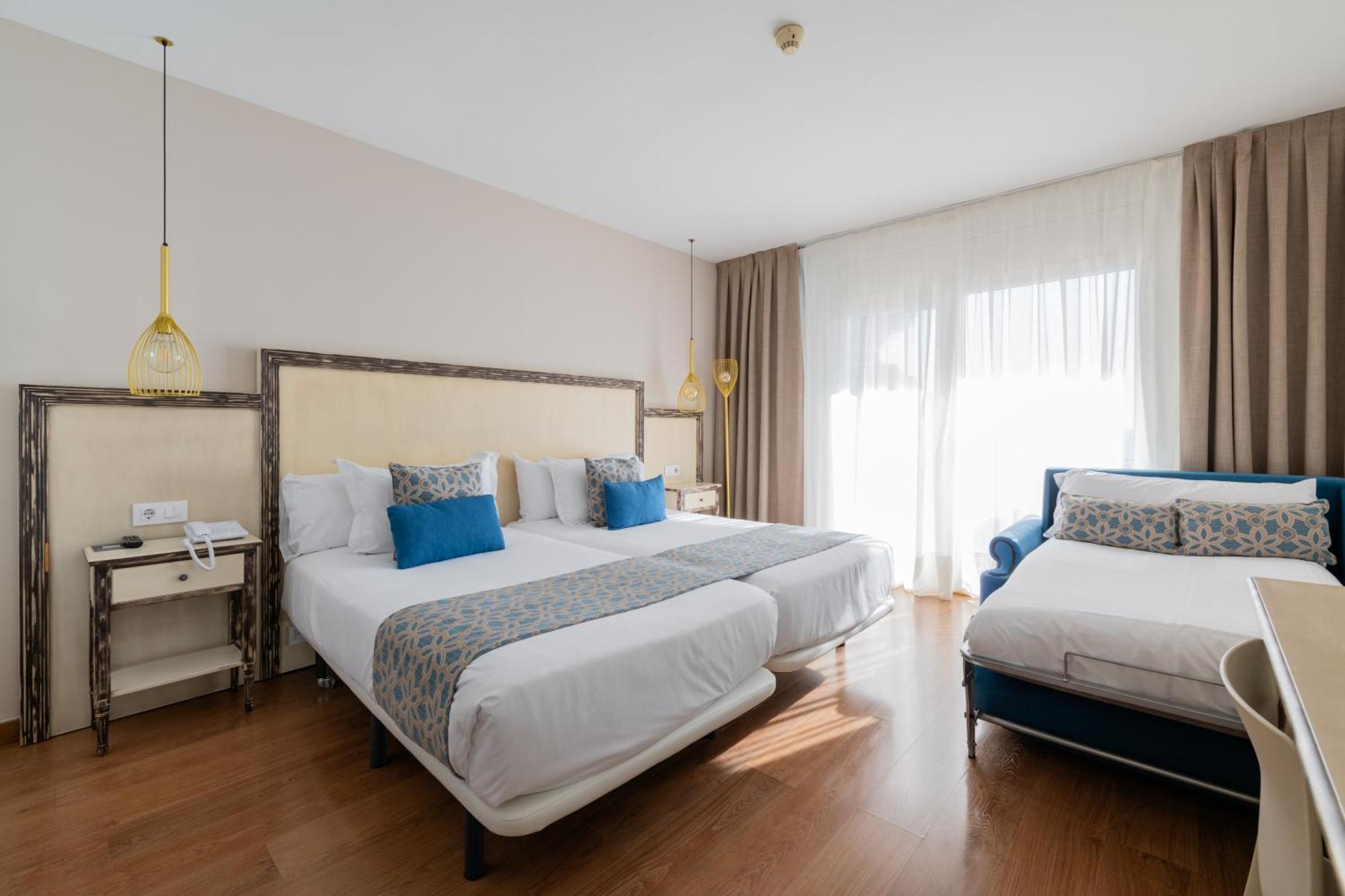 Triple Room Sea View,1722892967:JPEG